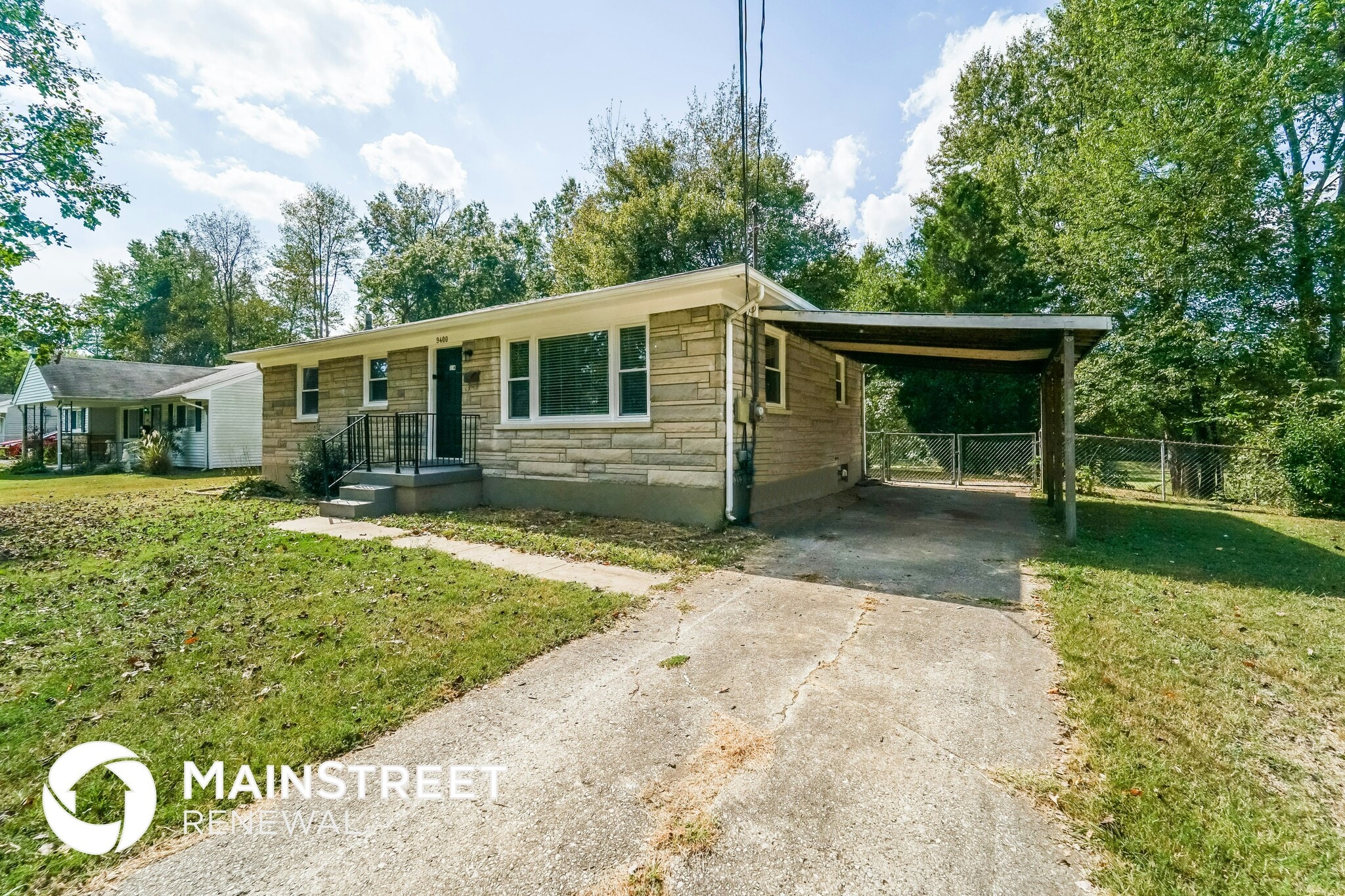 Building Photo - 9400 Aristides Dr
