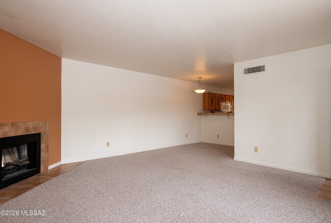Building Photo - 6255 N Camino Pimeria Alta