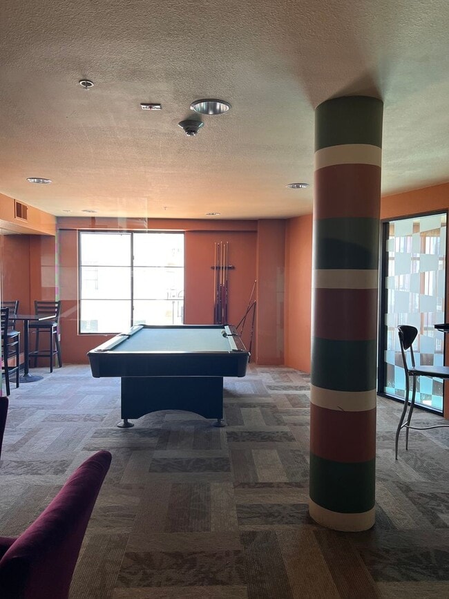 Building Photo - $2,350 1 bedroom 1 bathroom San Jose Brickyard Condo Near 280, Downtown SJ and SJSU