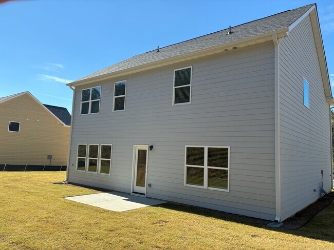 Building Photo - BRAND NEW SINGLE FAMILY HOME IN LOGANVILLE