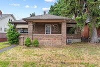 Building Photo - 808 E Mission Ave