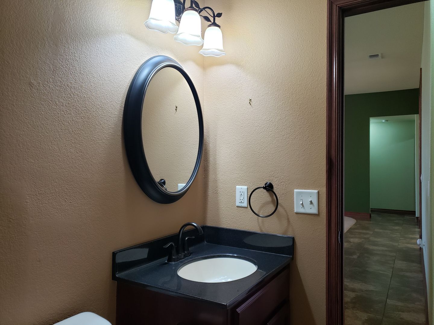 Building Photo - 329 Madison Pl Dr