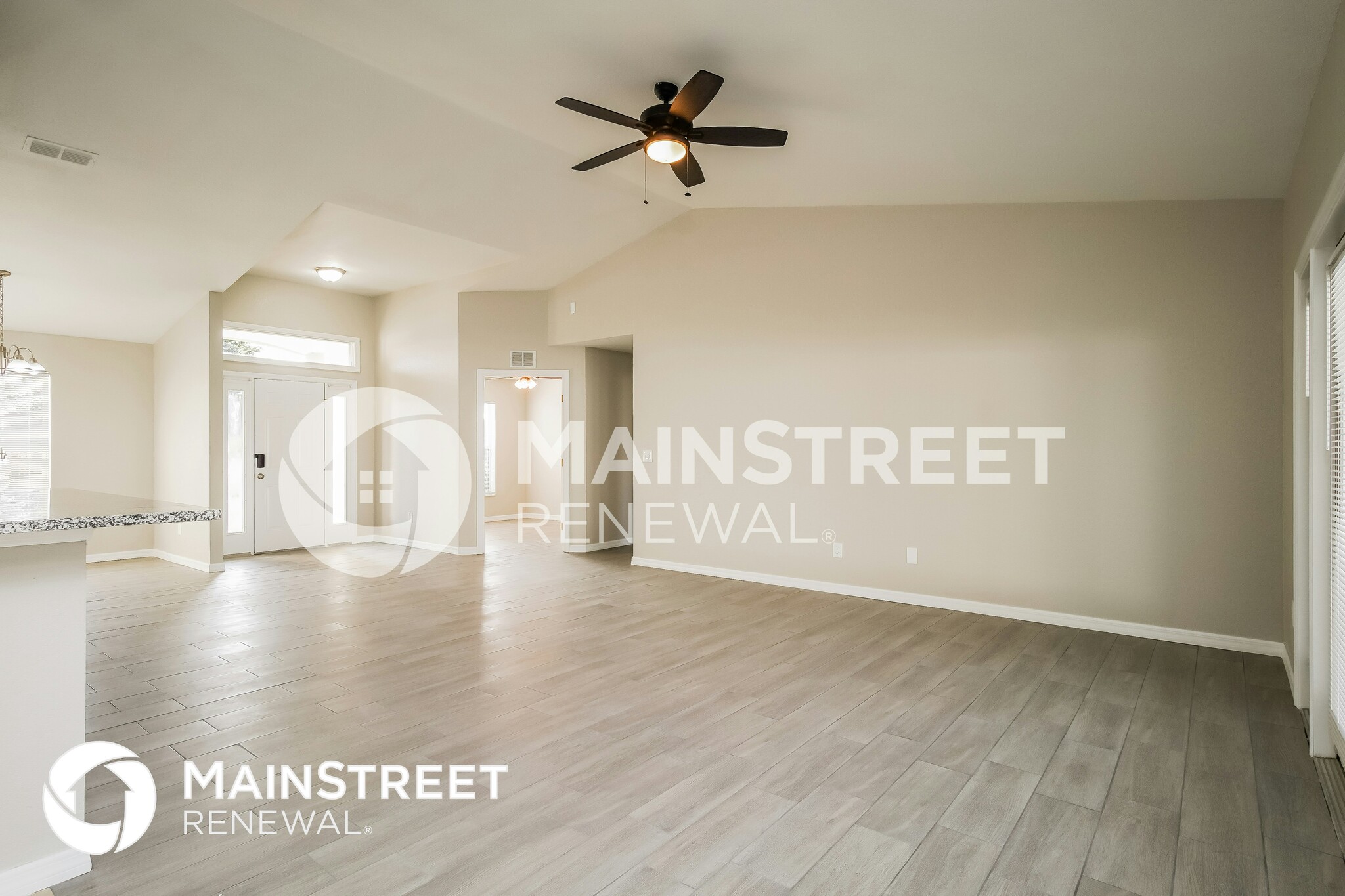 Building Photo - 301 Majestic Gardens Dr