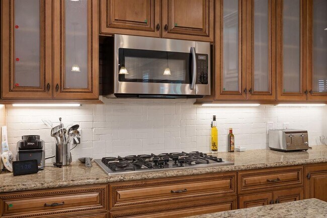 Building Photo - 2963 Settler's Way Dr