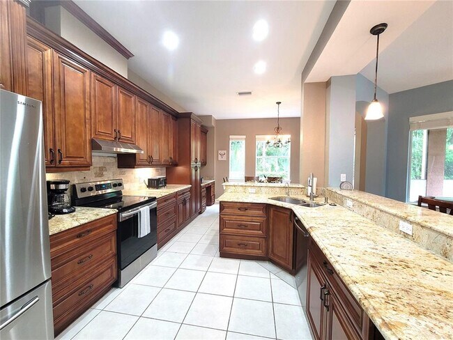 Building Photo - 5465 46th Ct W