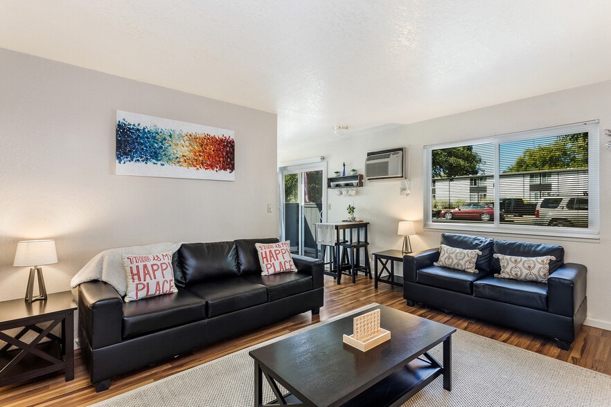 Building Photo - The Social Chico®