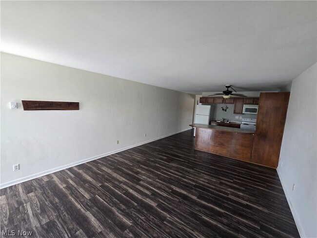 Building Photo - 2331 E Market St