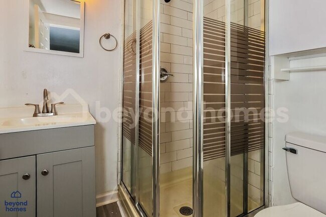 Building Photo - Amazingly Renovated 4-Bed 3-Bath Home - Move-In Ready!