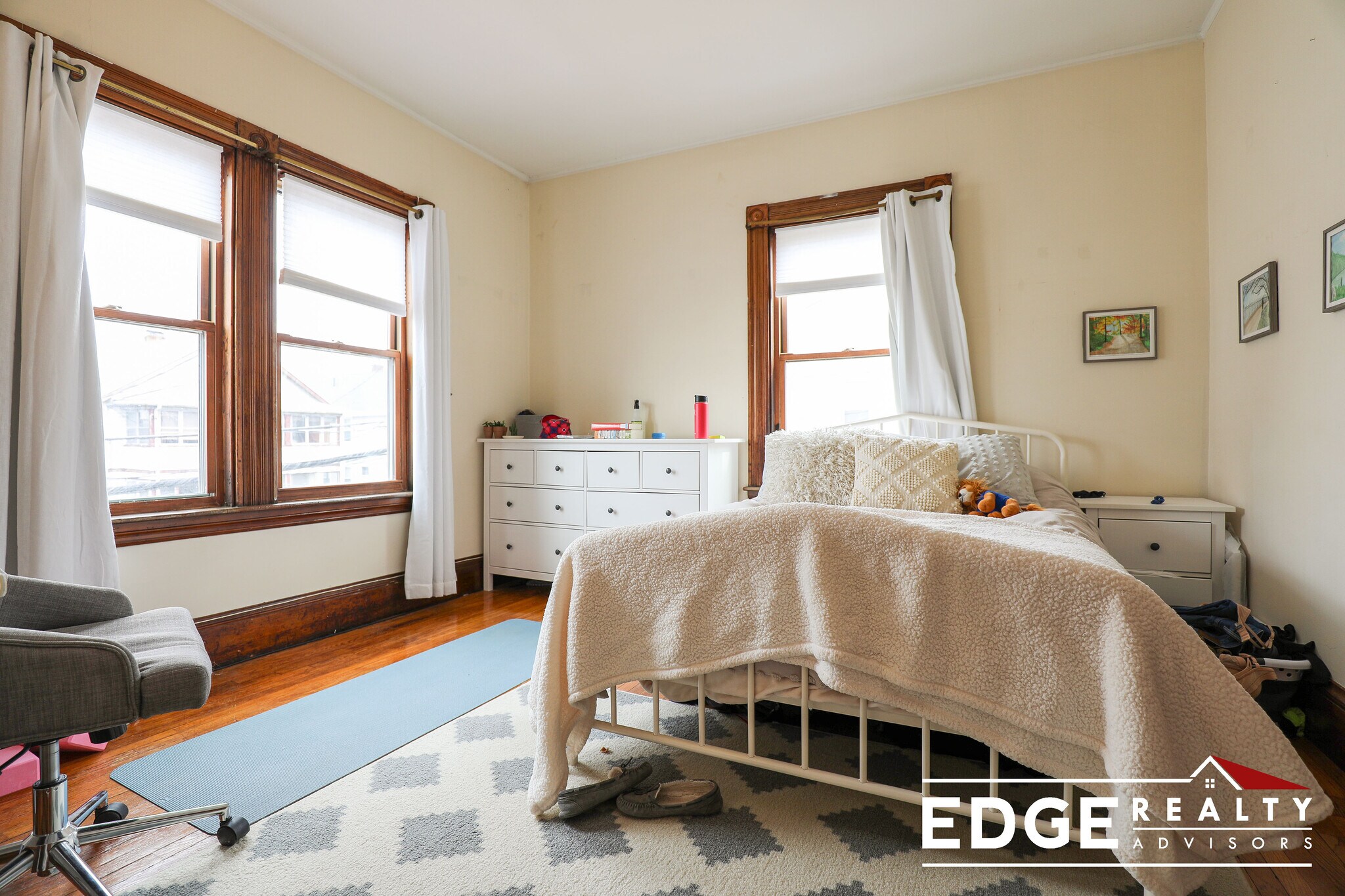 Building Photo - 78 Surrey St