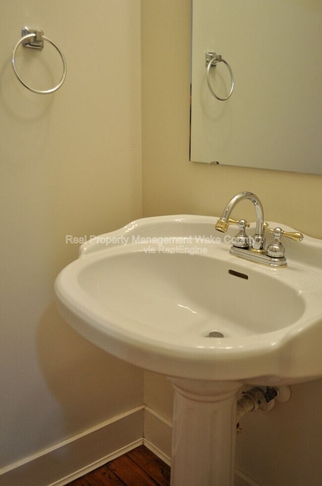 Building Photo - 1535 Caraleigh Mills Ct