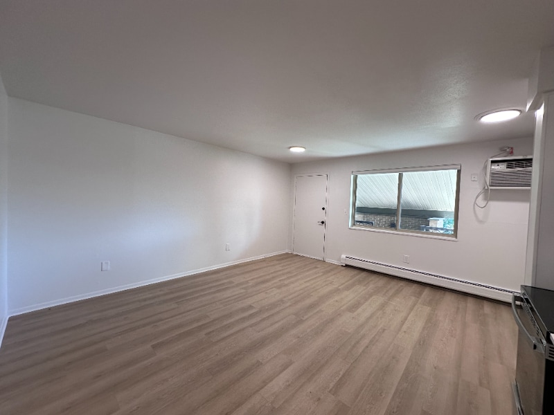 Building Photo - 1612 Garfield Ave