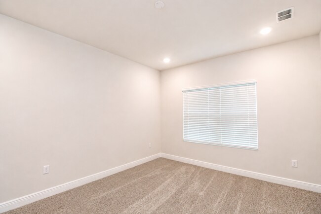Building Photo - Be the First to Live in This Brand-New 4BR/2BA Home in Gaylen Oaks with Quartz Countertops & Conv...