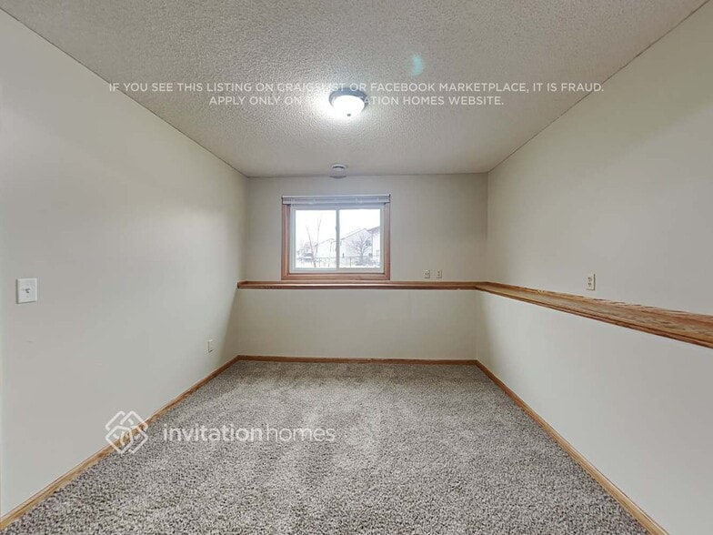 Building Photo - 3213 129th Ln NW