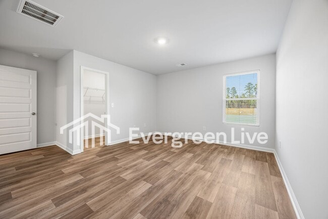 Building Photo - 1302 Willow Oaks Wy