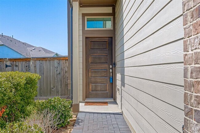Building Photo - 16235 Rattlesnake Run Trail Trl