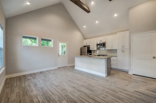 Building Photo - 1213 Armstead St