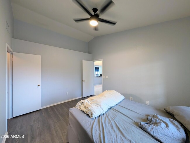 Building Photo - 1222 W Baseline Rd