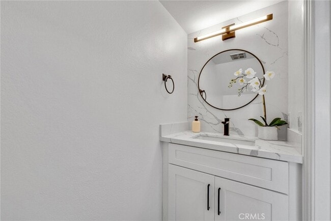 Building Photo - 16123 St Croix Cir