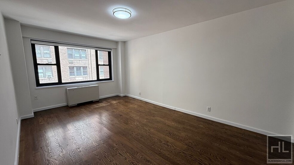 Building Photo - EAST 56 STREET