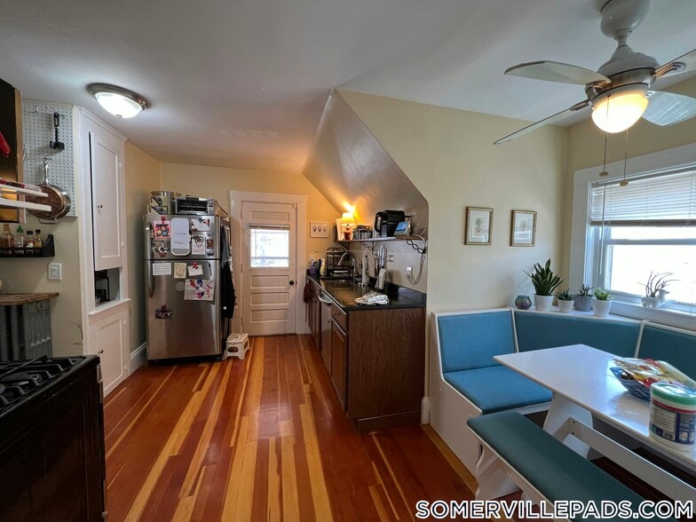 Building Photo - 21 Chandler St