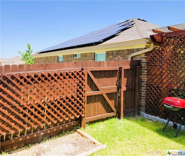 Building Photo - 4000 Flatrock Mountain Dr