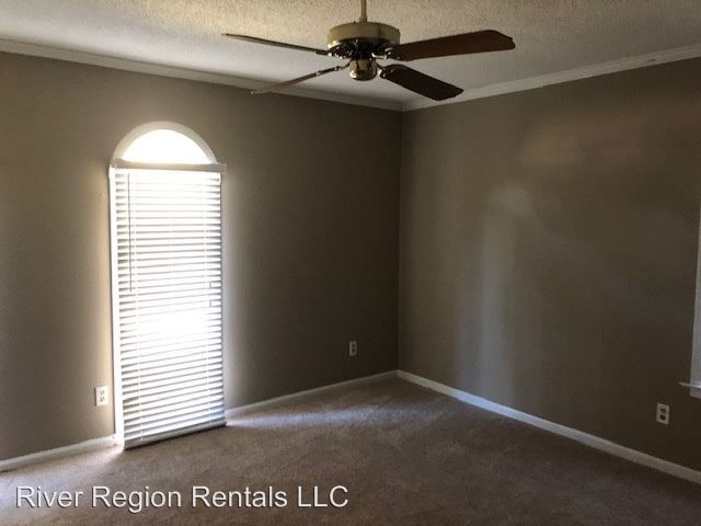 Building Photo - 3 br, 2 bath House - 3220 Little John Drive