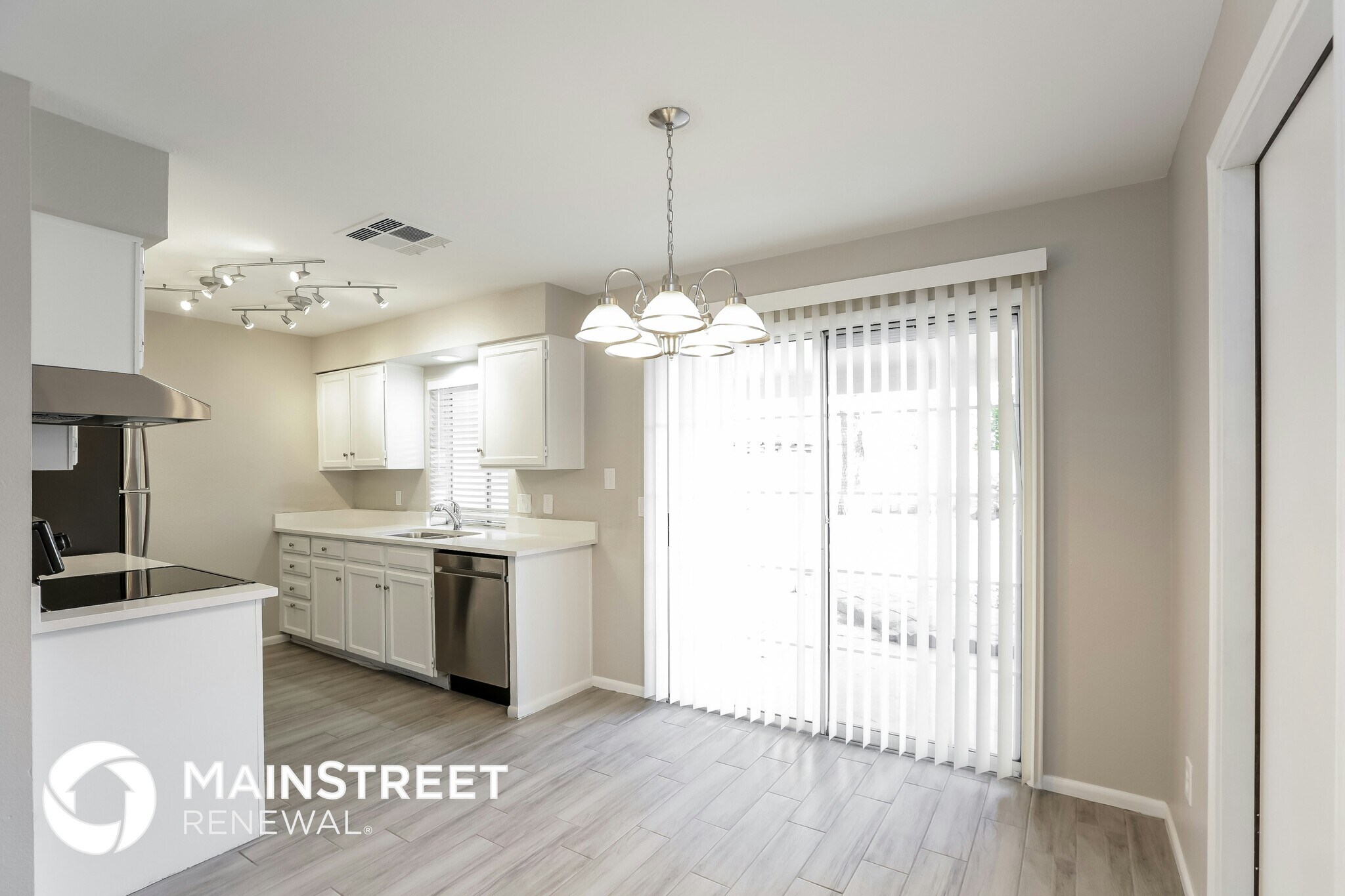 Building Photo - 5122 E Nambe St