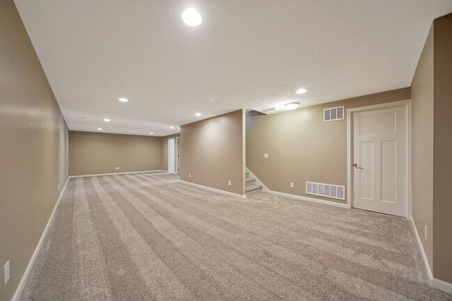 Building Photo - Home with newly finished basement!