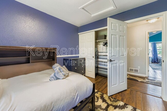 Building Photo - 12295 Crabapple St