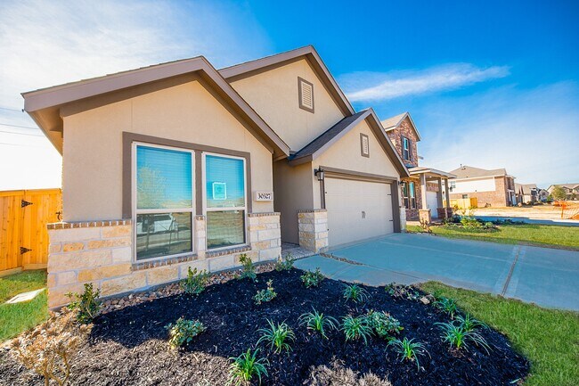 Building Photo - 30327 Centipede Grv Ln