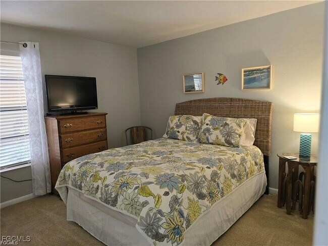 Building Photo - 6142 Whiskey Creek Dr