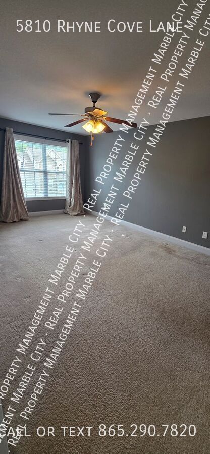Building Photo - 5810 Rhyne Cove Ln