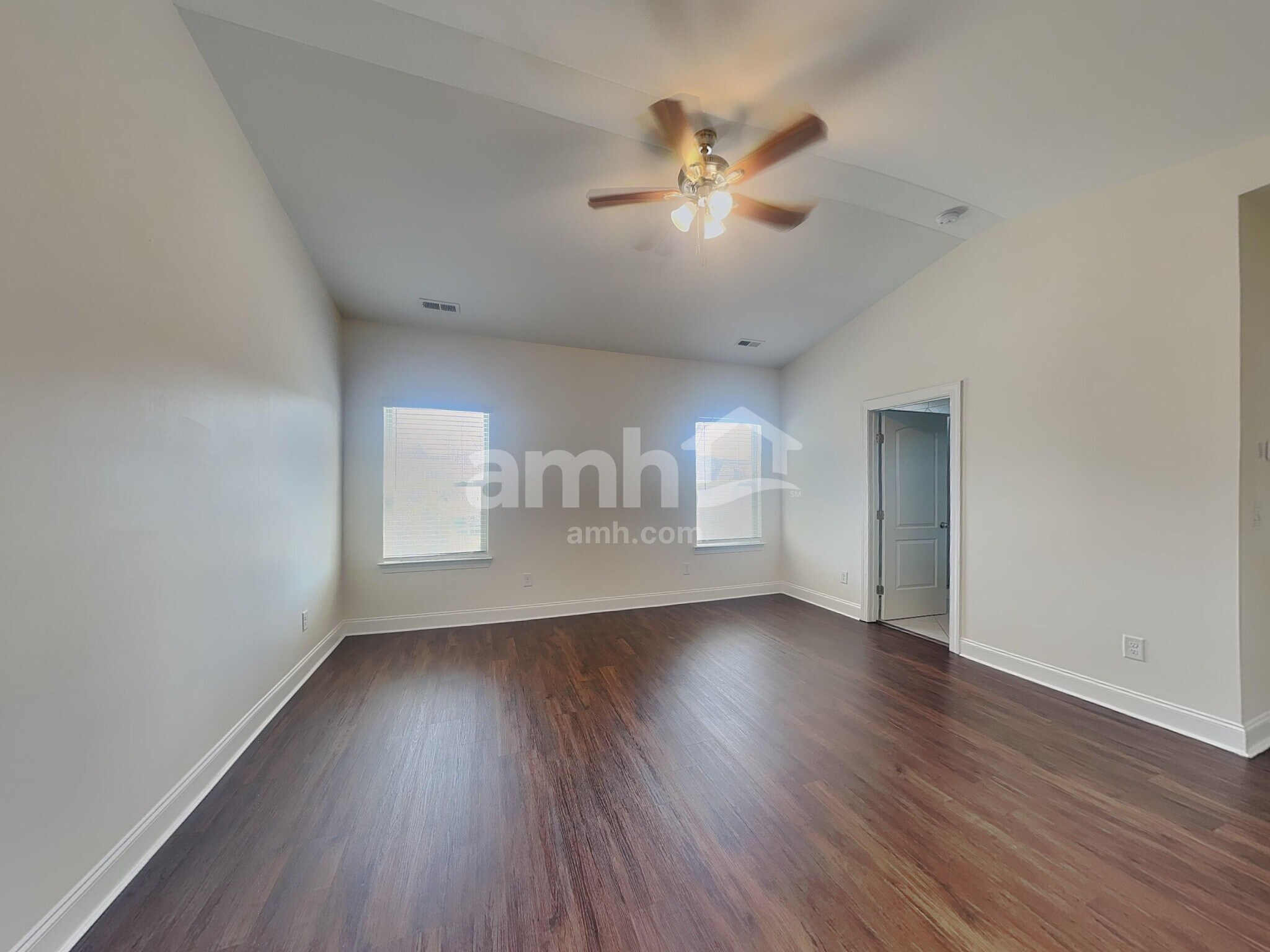 Building Photo - 10075 Fox Trotter Ln