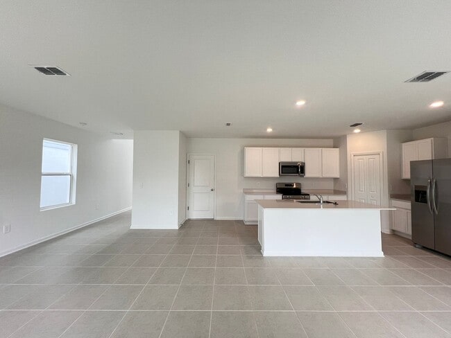 Building Photo - Perfect Home waiting for you!