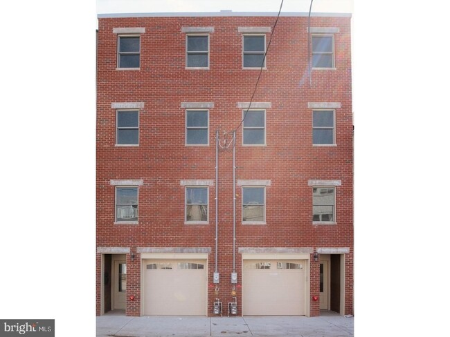 Primary Photo - 2028 Annin St