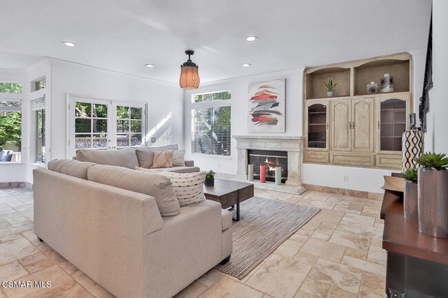 Building Photo - 2612 Yellowwood Dr