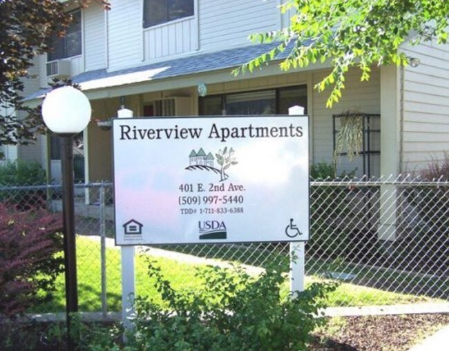 Riverview Apartments 401 W 2nd Ave Twisp WA 98856 Apartment Finder
