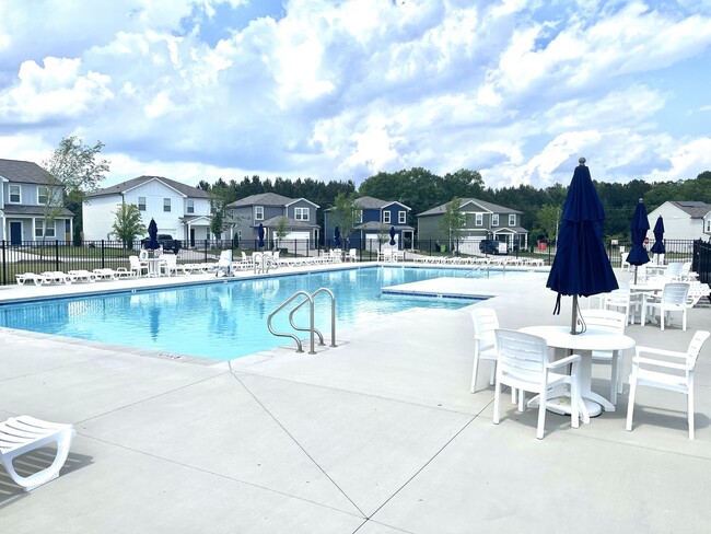 Building Photo - GREAT 3 bedroom 2.5 bath HOME IN WENDELL!