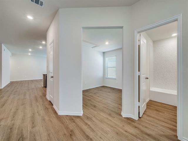 Building Photo - 3925 Limestone Blf Dr