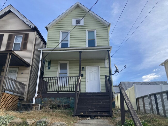 Primary Photo - 1316 4th Ave