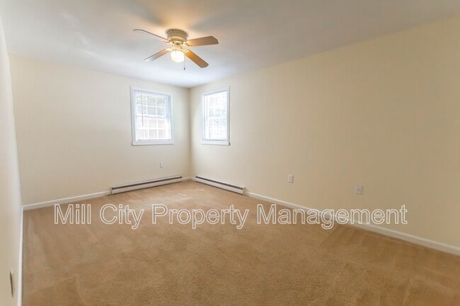 Building Photo - 20-22 Mitchell Street - 22B