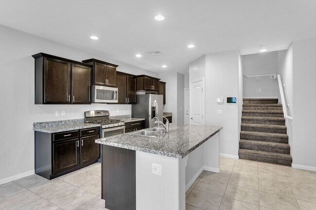 Building Photo - Great Southwest Home