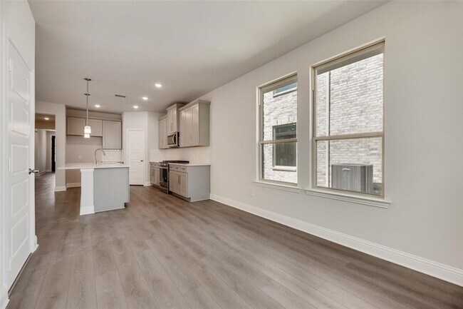 Building Photo - 3105 Buckeye St