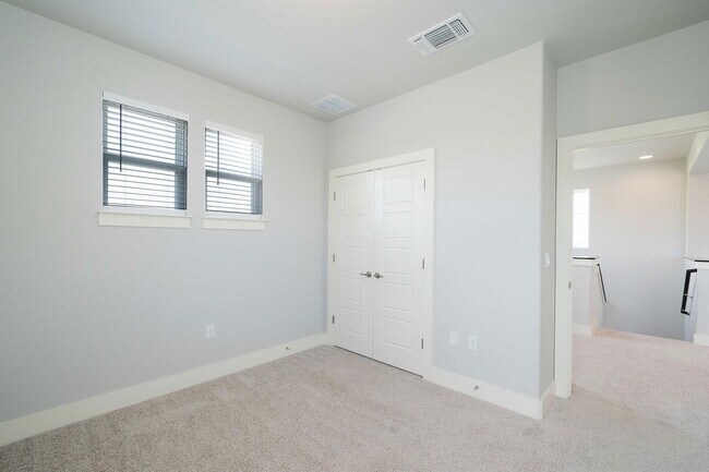 Building Photo - 9124 Cattle Baron Path