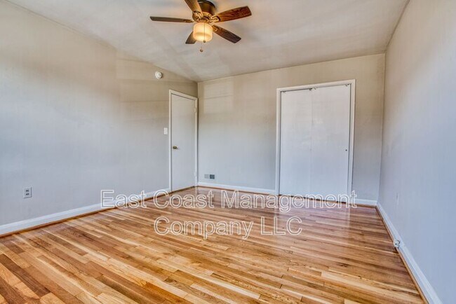 Building Photo - 6149 Dunroming Rd