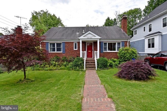 Building Photo - 6246 22nd Rd N