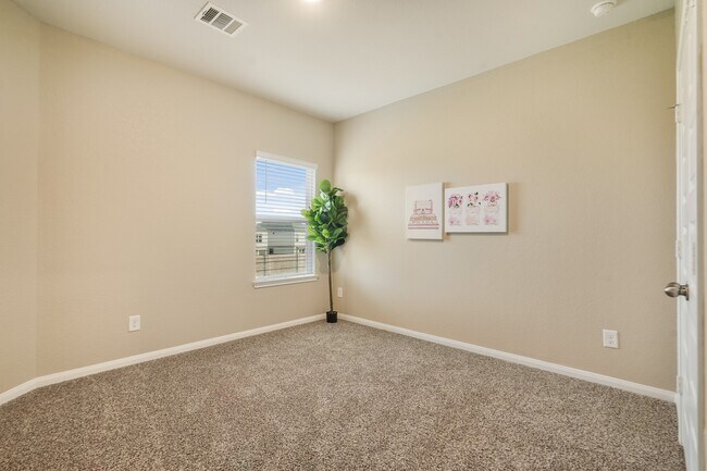 Building Photo - 24603 Porta Borsari Dr