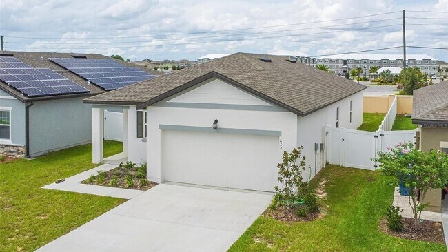 Building Photo - 825 Orchid Grove Blvd