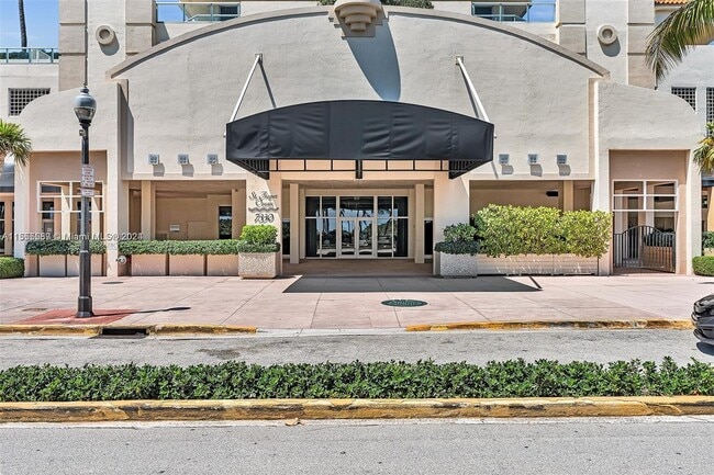 Building Photo - 7330 Ocean Terrace