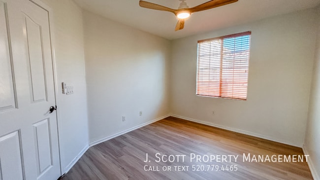 Building Photo - 746 N Laguna Dr